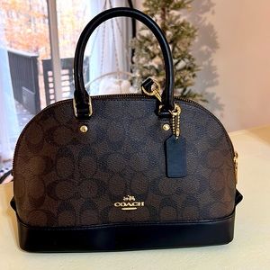 Coach handbag crossbody / satchel